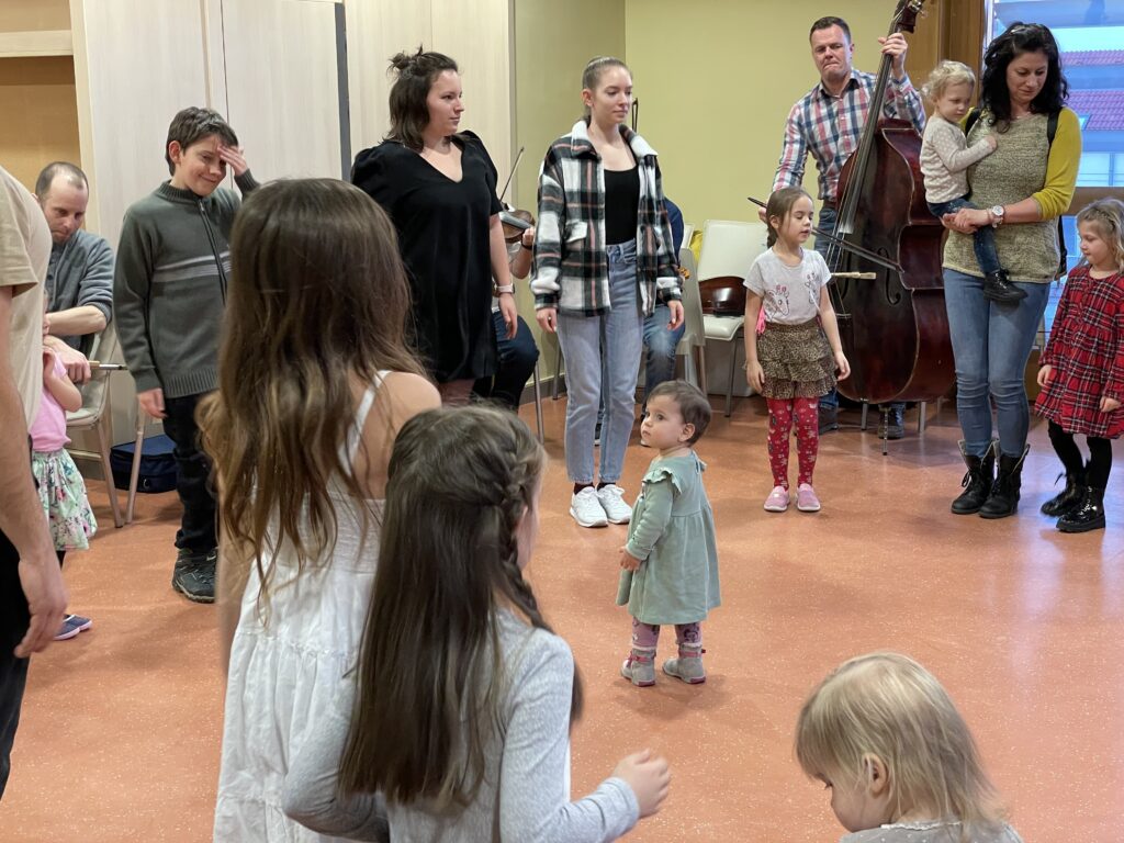 Apropók táncház 2023 02 04 4