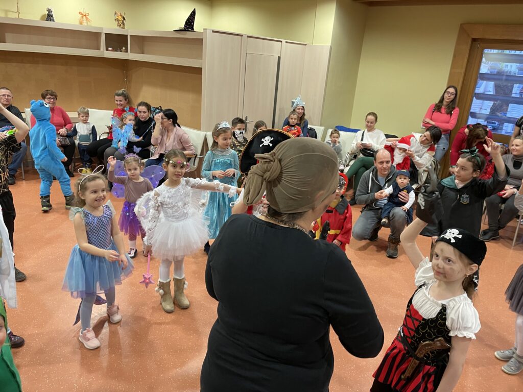 Farsangi bál 2024 02 03 18