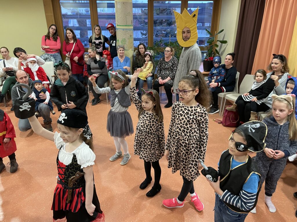 Farsangi bál 2024 02 03 19